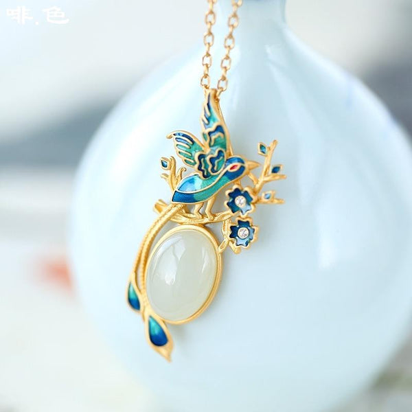 Gilt inlaid zircon natural Hetian jade oval magpie necklace pendant