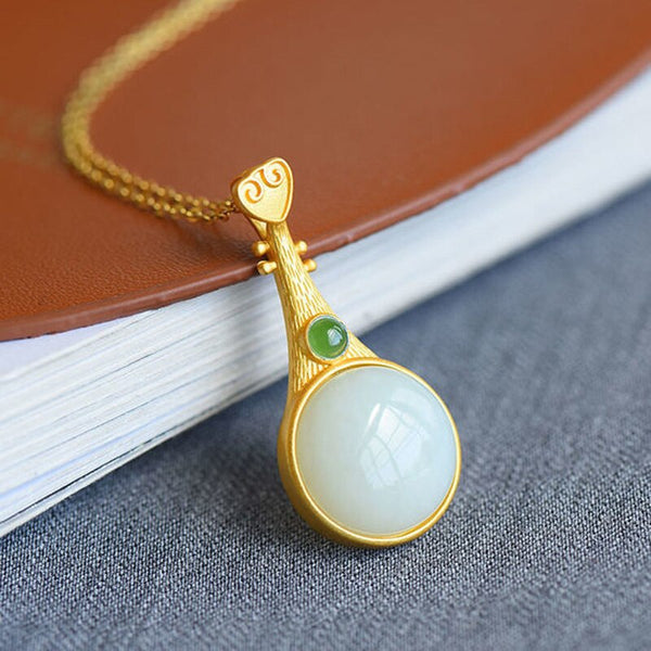 New Design Natural Hetian Jade Pipa Pendant Necklace