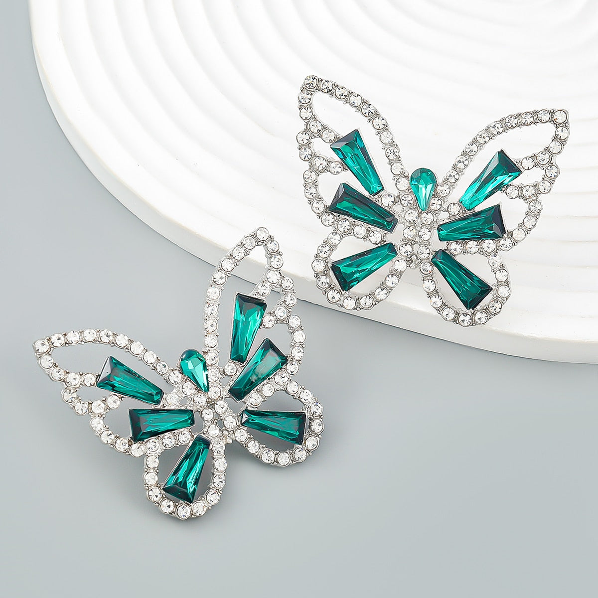 Fashion Metal Cutout Rhinestone Butterfly Earrings Women