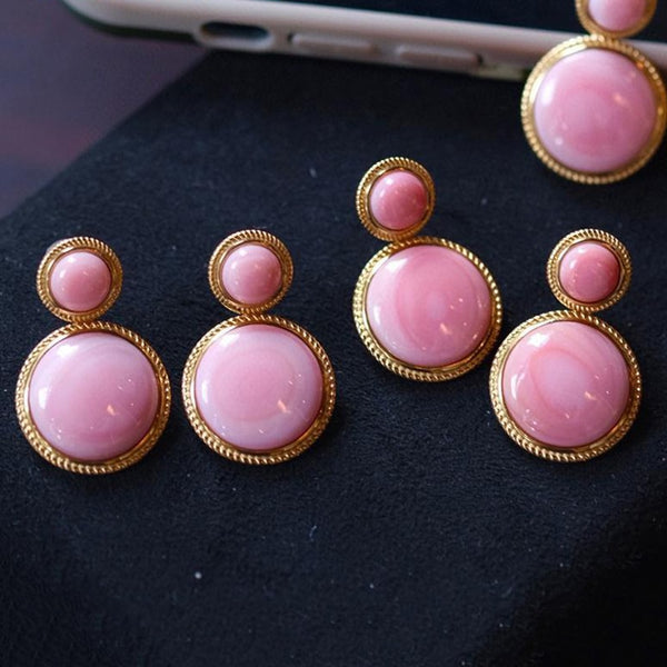 Three-dimensional craft design inlaid pink enamel round earrings