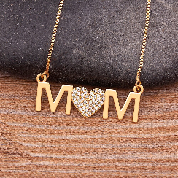 Fashion Letter "MOM" Inlaid Crystal Pendant Necklace