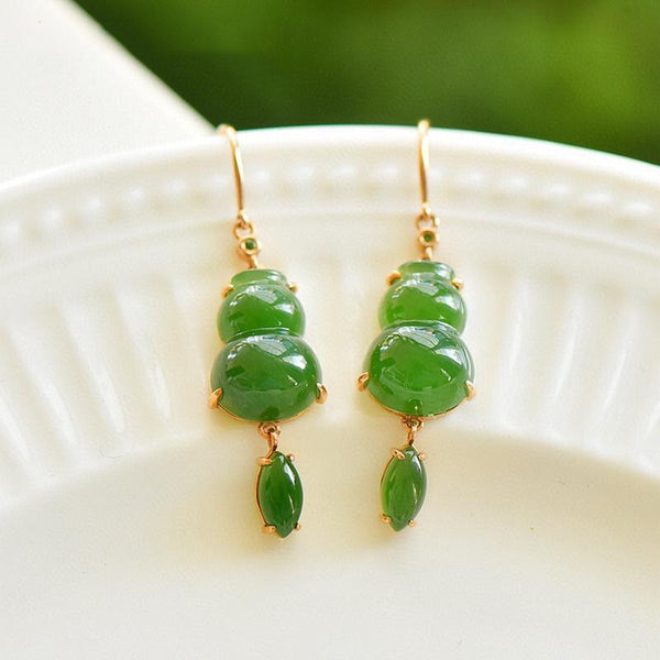 New design natural Hetian jade green gourd shaped earrings for women