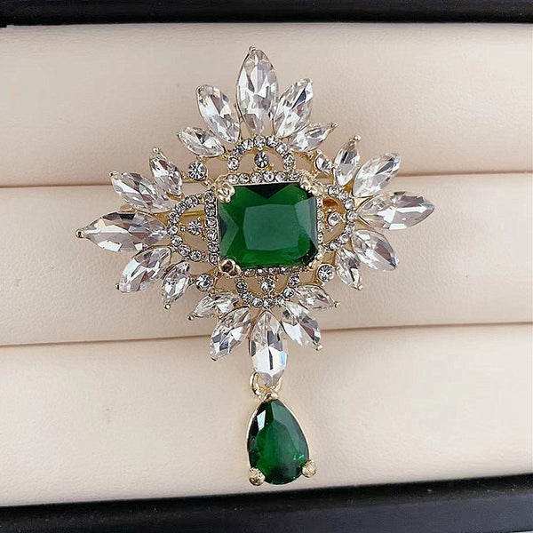 White Green Crystal Luxury Brooch Women Ladies Jewelry Sweater Accessories