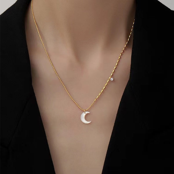 Gold Plated Rice Beads Crown Shape 3A Zircon Charm Natural Shell Moon Pendant Necklace For Woman