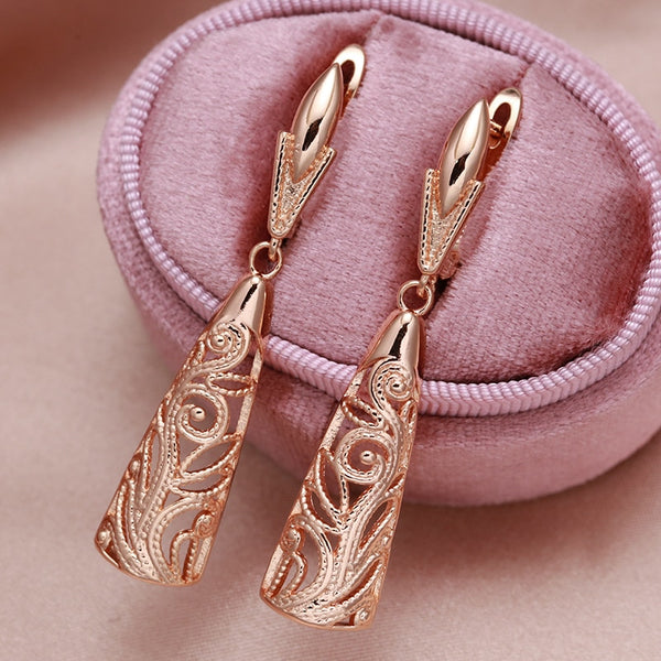 New Hollow Twist Spindle Pendant 585 Gold Women's Earrings