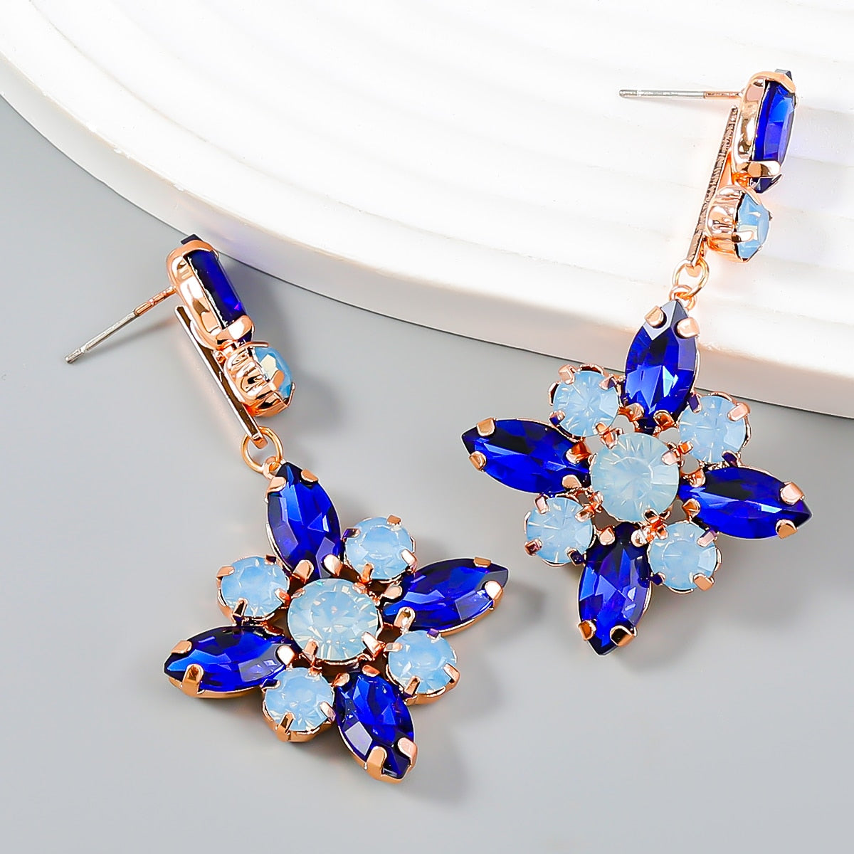 Fashion Metal Geometric Rhinestone Earrings Women