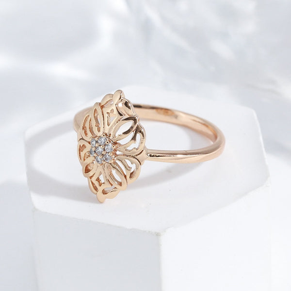 Elegant Flower Hollow Finger Rings