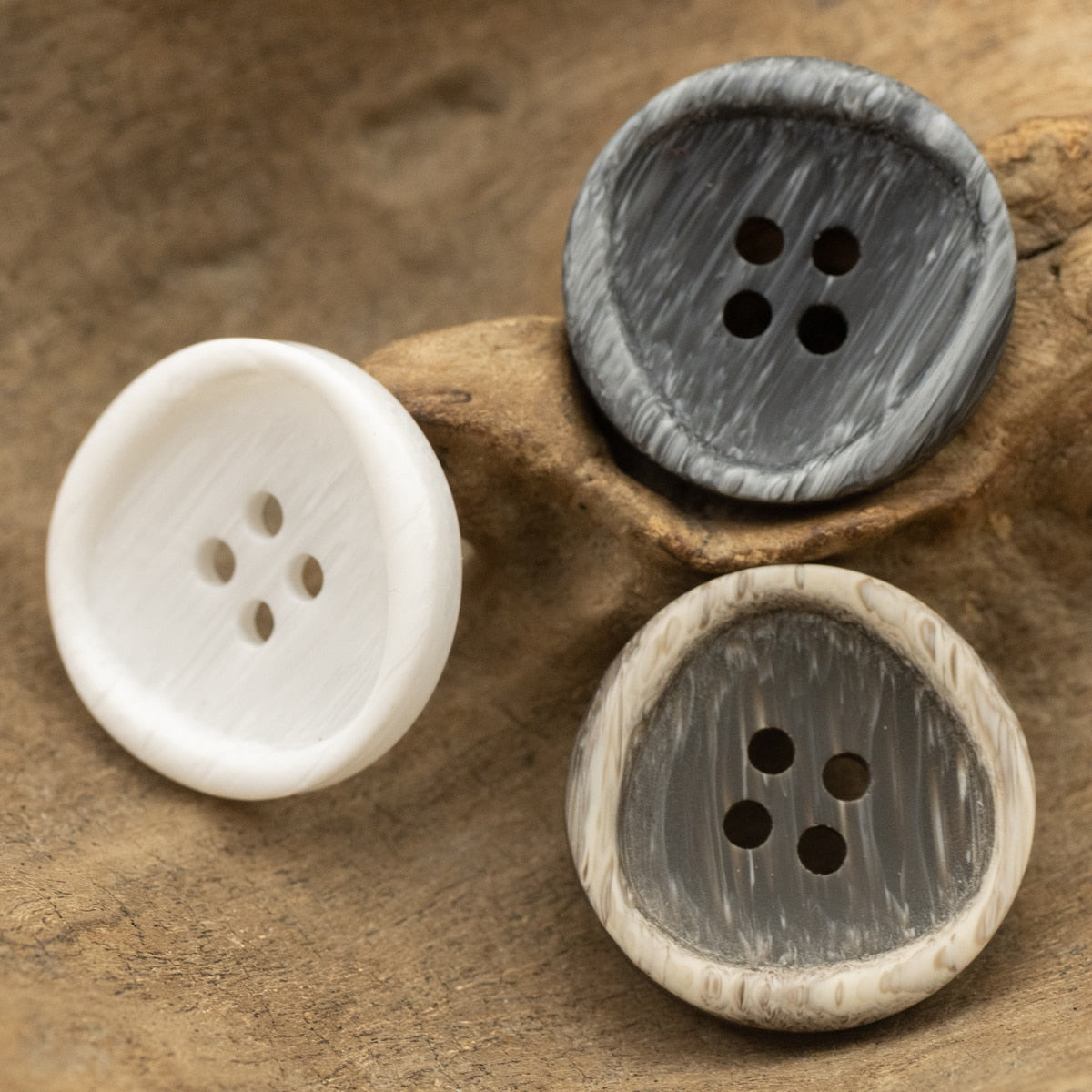 Irregular Wood Texture Imitation Resin Buttons