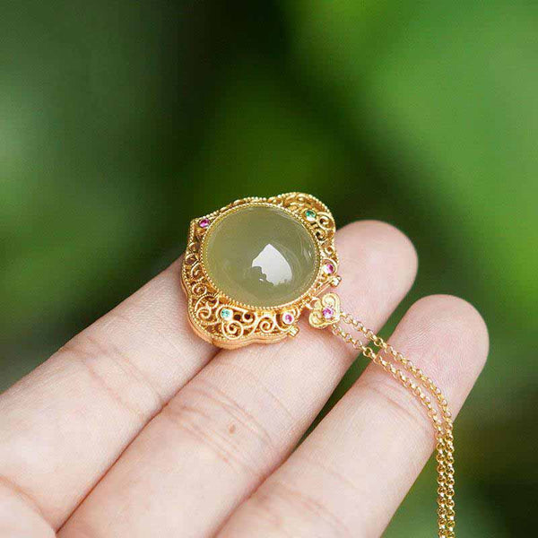 Natural Hetian jasper crystal double-sided pendant