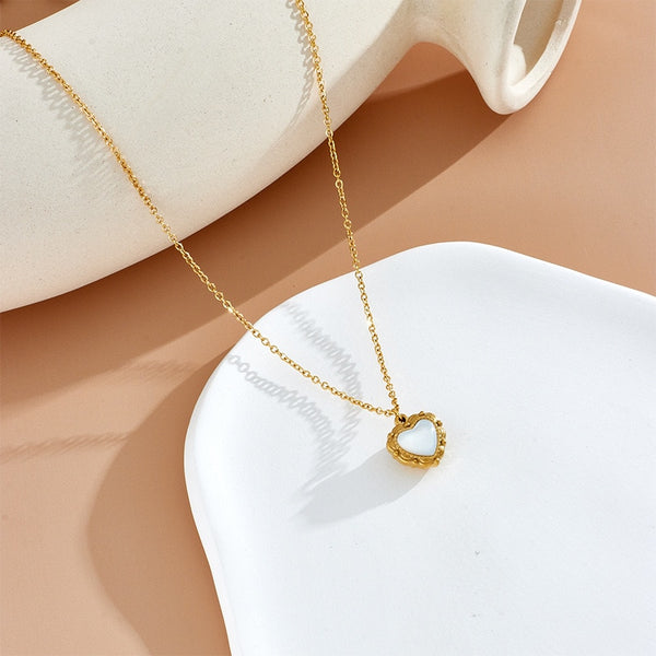 Stainless Steel Heart Pendant Necklace Stylish Shell Metal Chain Collar Necklace