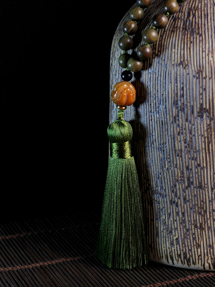 108 Japa Mala Green sandalwood Beaded Knotted Necklace