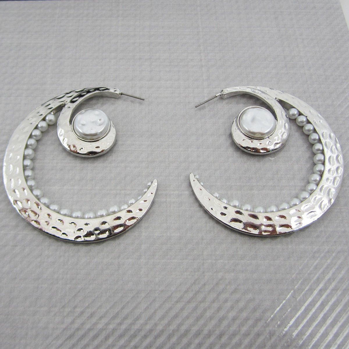 Exaggerated Vintage C Shape Metal Big Moon Hoop Earrings For Women