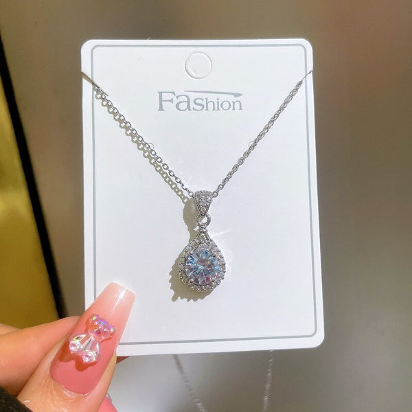 Cute Sparkling Charming Crystal Waterdrop Pendant Necklace for Women