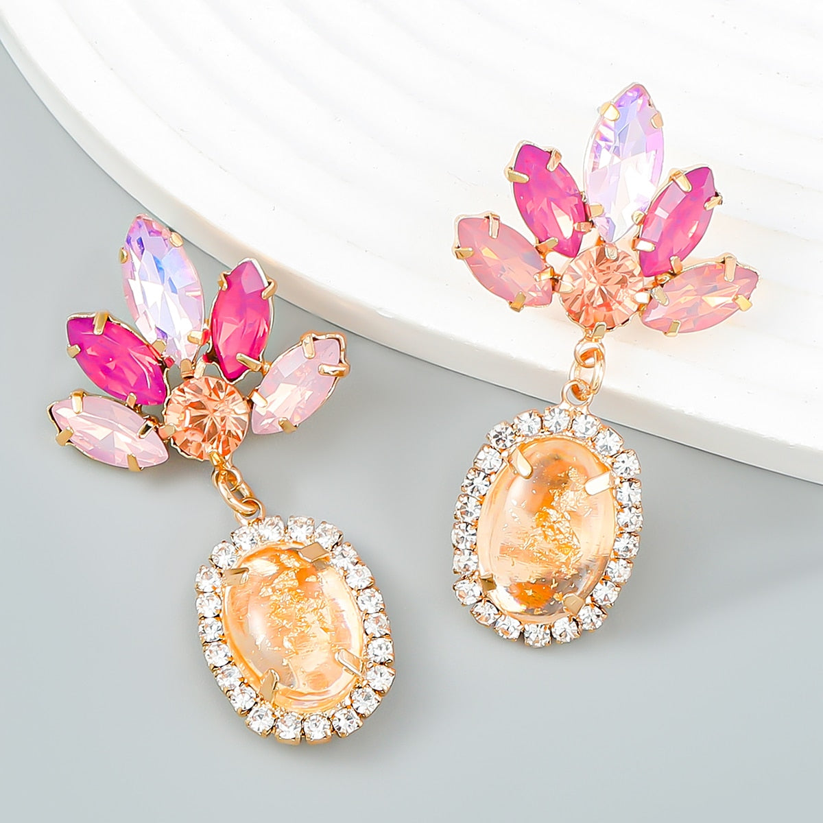 Fashion Metal Rhinestone Resin Flower Earrings for Women