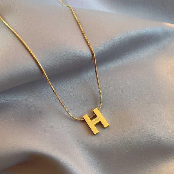 New H word necklace collarbone chain