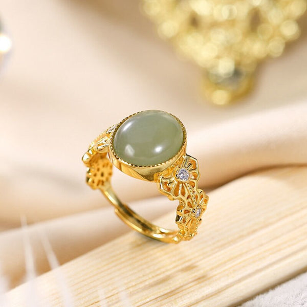 Natural chalcedony egg-faced green rings for women