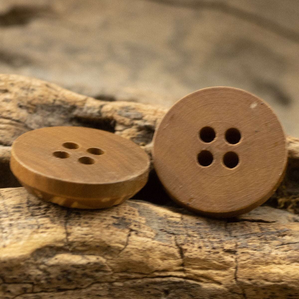 12pcs Solid Decorative Round Wooden Button