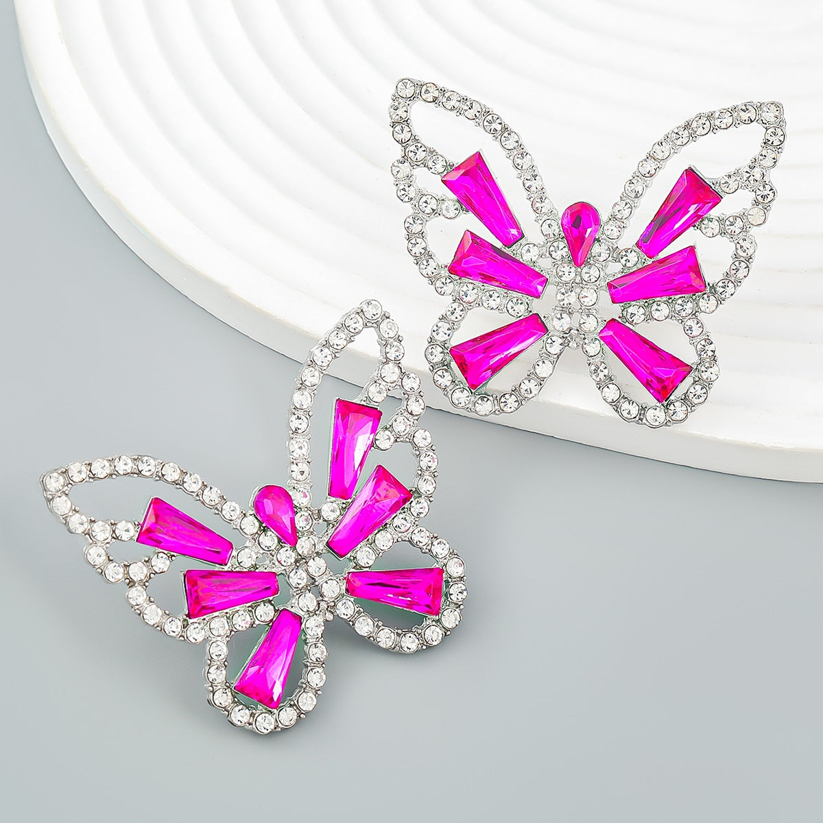 Fashion Metal Cutout Rhinestone Butterfly Earrings Women