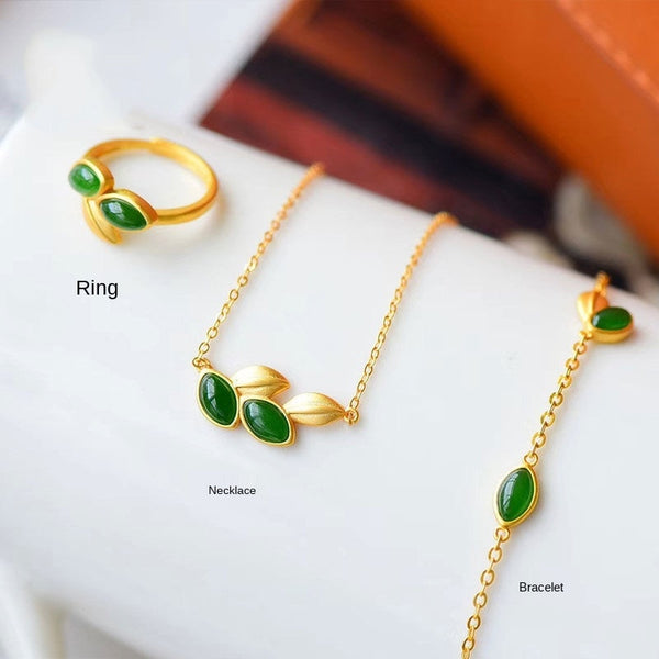 Natural Hetian jade leaf set centralized retro unique ancient gold craft charm women