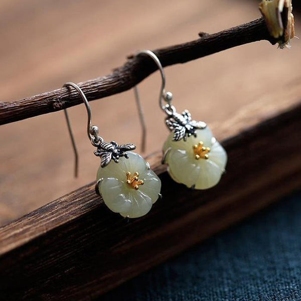 New Silver Natural Hetian White Jade Small Bee Earrings