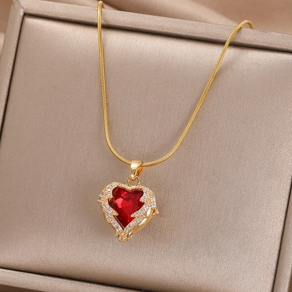 New Necklace For Women Heart Shape Colorful Zircon Pendant