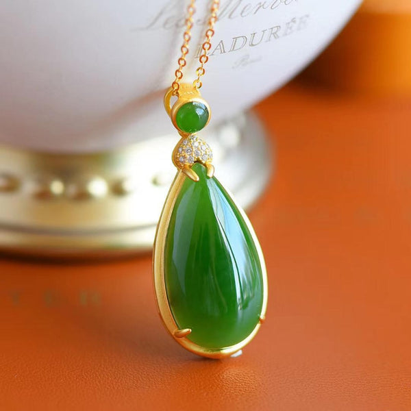 Natural Hetian jasper water drop pendant necklaces