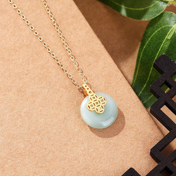 Classic Design Natural Hotan Jade Round Necklace