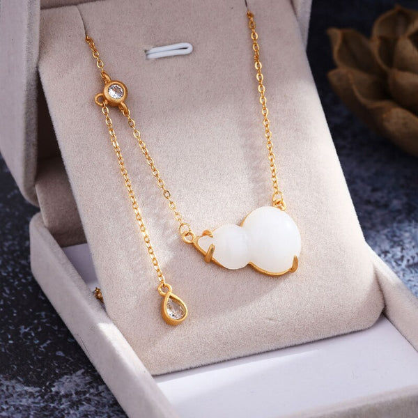 Simple and classic Ancient gold crafts inlaid crystal natural Hotan Jade gourd necklace pendant