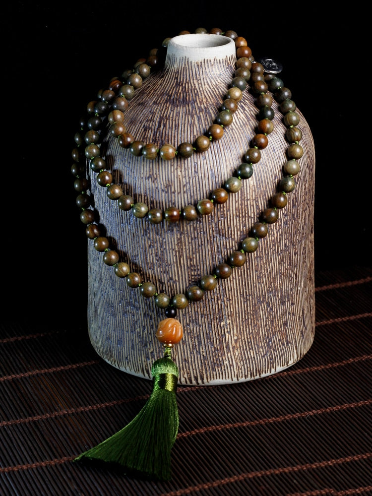 108 Japa Mala Green sandalwood Beaded Knotted Necklace