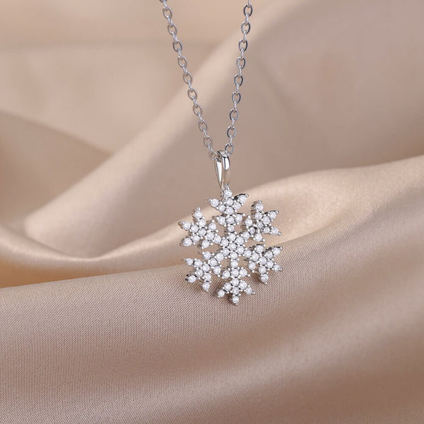 Women Girls Popular Snowflake Shining Crystal Necklace