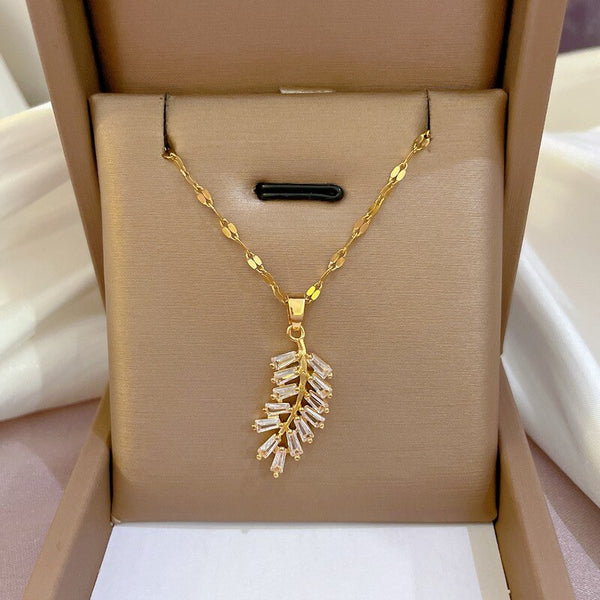 316L Stainless Steel Sweet Fill Zircon Crystal Leaf Pendant Clavicle Chain Necklace