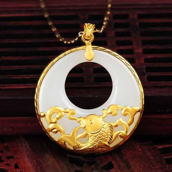 SNew Silver Pendant Natural Retro Craft Light Luxury Necklaces Women