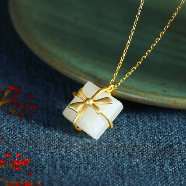 New inlaid natural Hetian square jade bow gift box shape pendant necklace