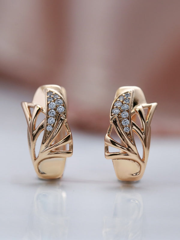 Luxury Geometric Hollow Leaf Texture With Zircon Copper Earrings