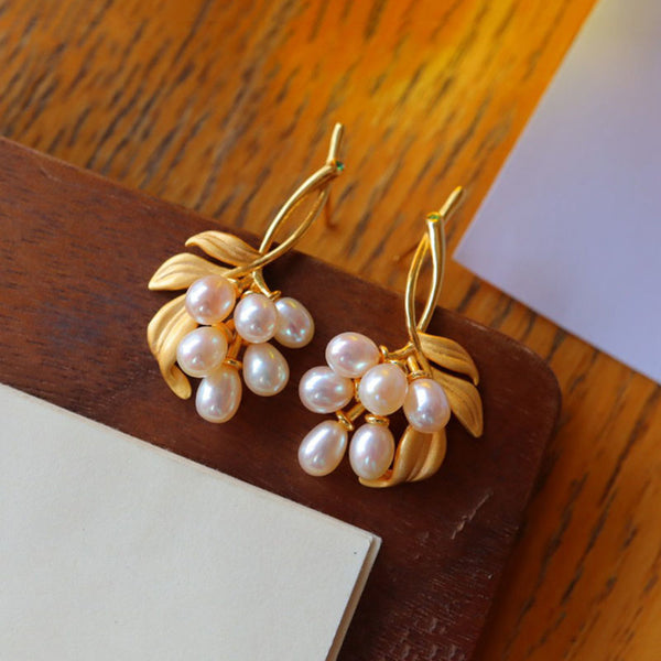 New original autumn leaf shape pearl simple long earrings