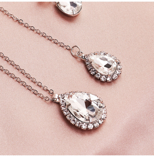 Fashion Austrian Crystal Backless Necklace Jewelry Set