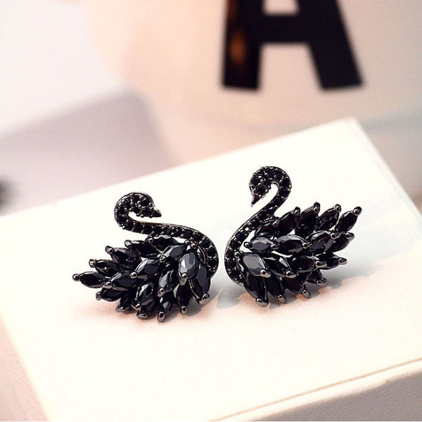 exquisite Crystal Black Swan Vintage Stud Earrings