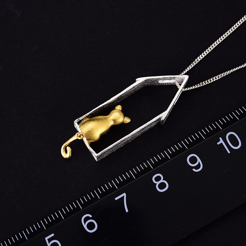 925 Sterling Silver  Original Gold Cute Gazing Cat Design Pendant without Necklace