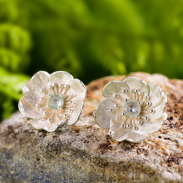 18K Gold Blooming Anemone Flower Stud Earrings