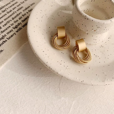 New Gold Metal Multi-layer Circle Winding G Small Stud Earrings