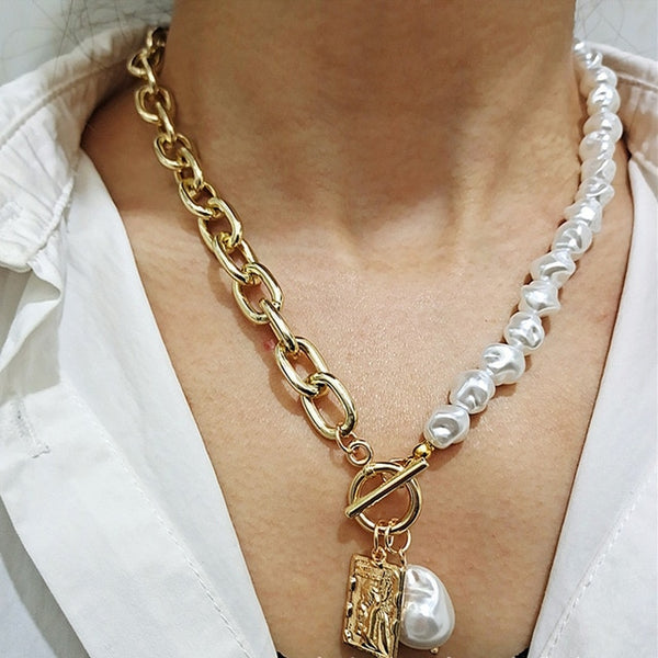 Vintage Baroque Irregular Pearl Lock Chains Necklace