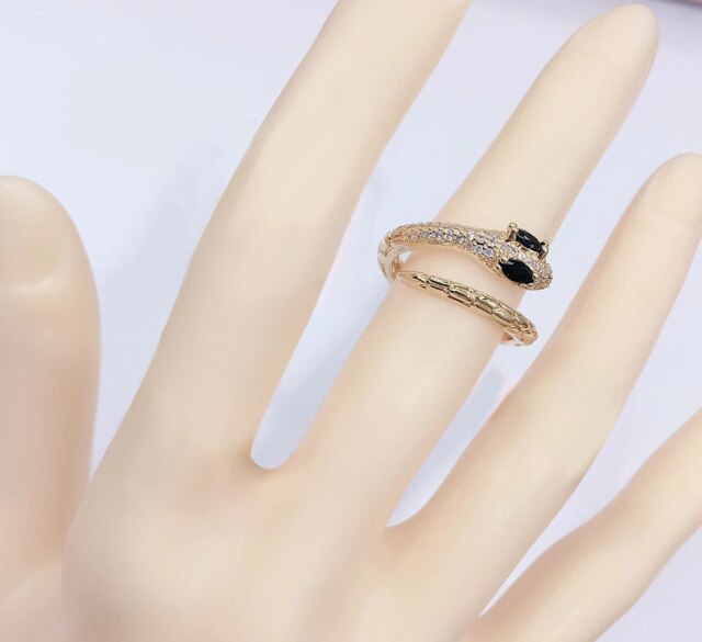 Luxury Love Shape Rings Letter Geometric Copper Rings