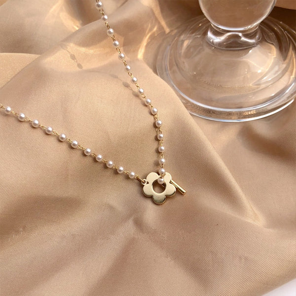 Fashion Flower Pearls Pendant Necklace