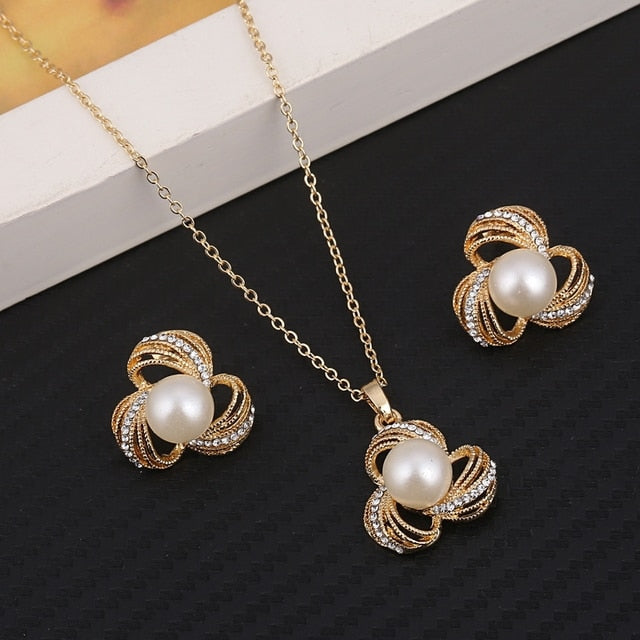 Gold Color Pendant Necklace Earrings Set