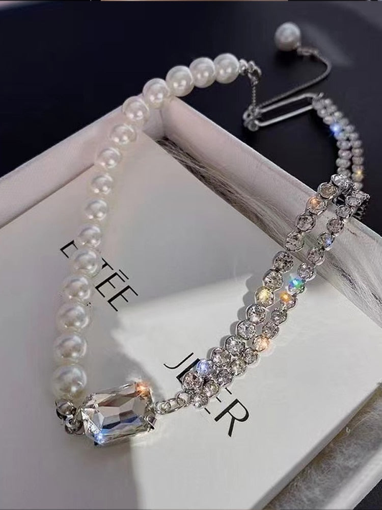 Korean Style Simulation Pearl Asymmetric Choker