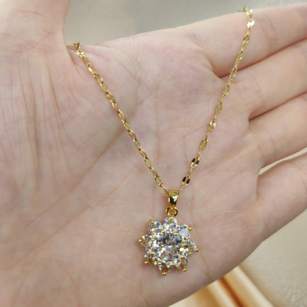 Gold Necklace for Women Zircon Jewelry Pendant Necklace