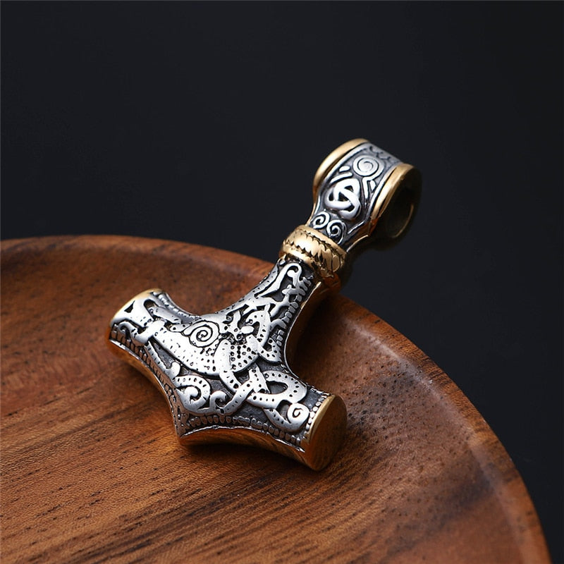 Nordic Celtic Wolf Head Anchor Pendant