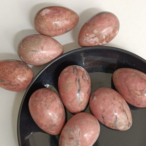 2pcs Natural Rose Stone Eggs