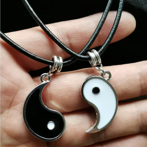 Tai Chi Yin Yang White Black Friendship Couples Necklaces