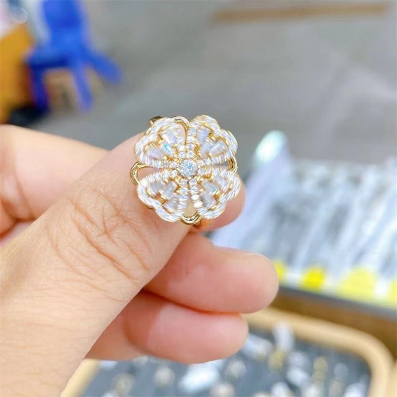 Fashion Luxury Rotatable Four-leaf Clover Windmill Inlaid Full Zircon Ring